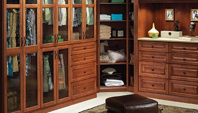 custom closet shelving